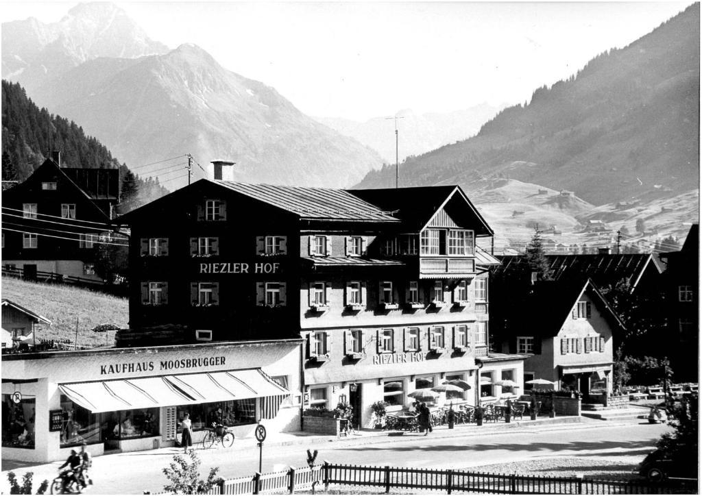 Hotel Riezler Hof Riezlern Exterior photo